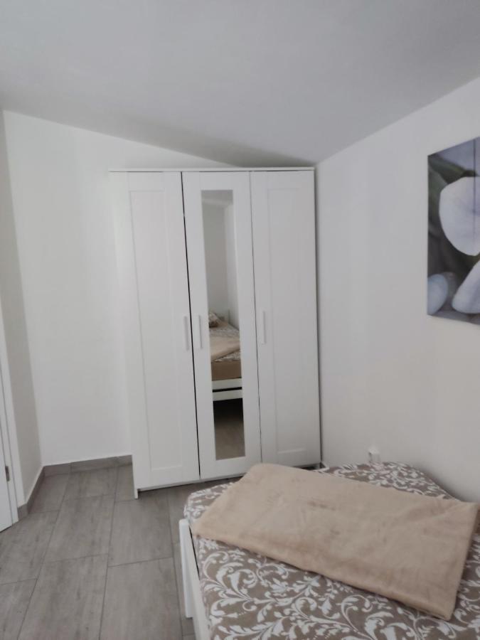 Apartmani Ima Rovanjska Zewnętrze zdjęcie